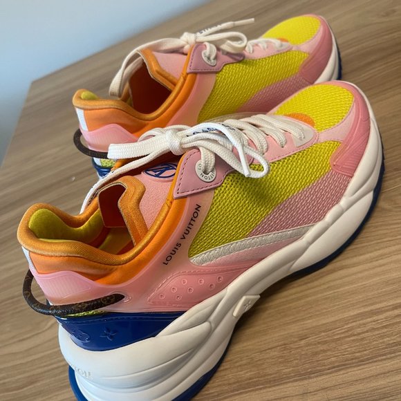 Louis Vuitton Run 55 Pink - Size 37